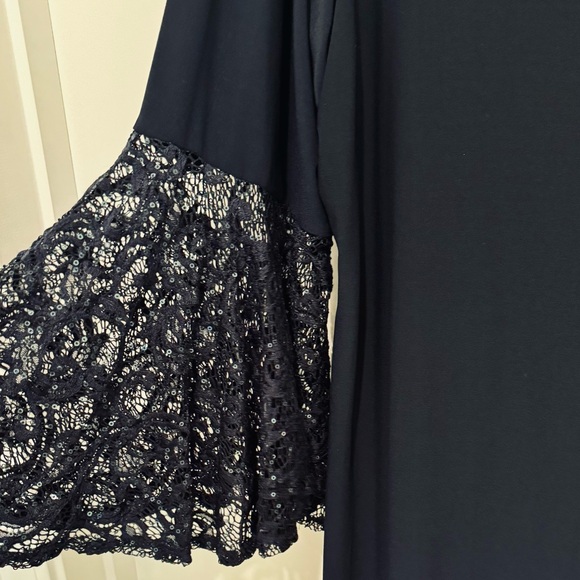 NWT Royal Blue R & M Richards sequins lace bell
sleeve round neck shift dress - Picture 2 of 5